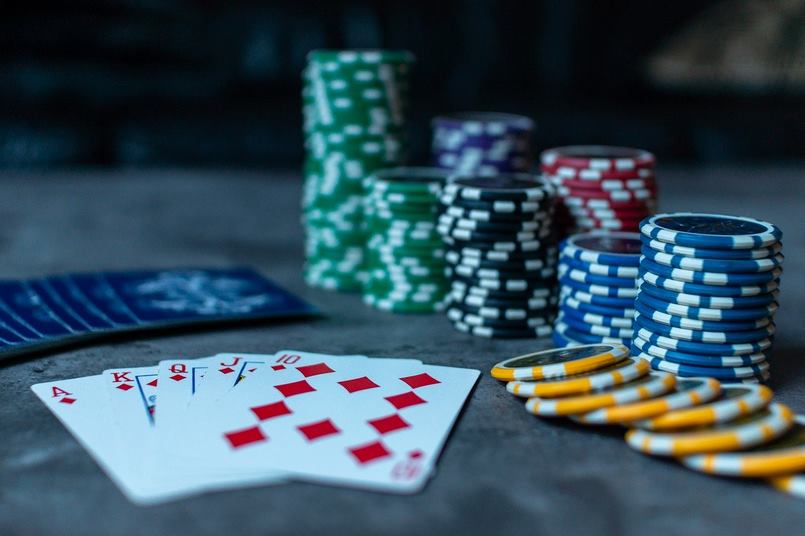 Những ưu điểm nổi bật khiến người chơi phải cân nhắc về Poker online.