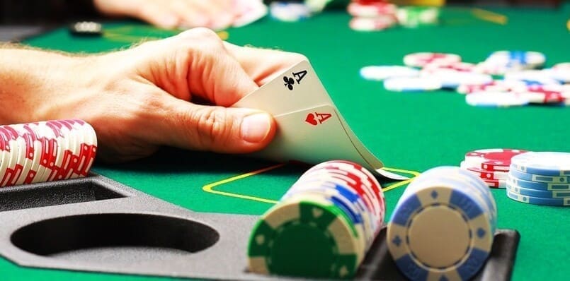 Chi tiết về cách chơi bài Poker chuẩn nhất- Nhà cái D9Bet